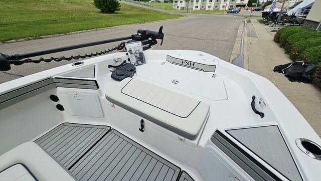 2020 Yamaha Boats 195 FSH Sport - 17