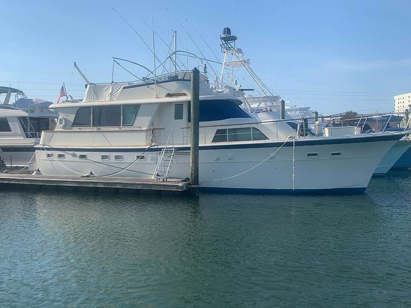 1984 Hatteras 53 - Image 3