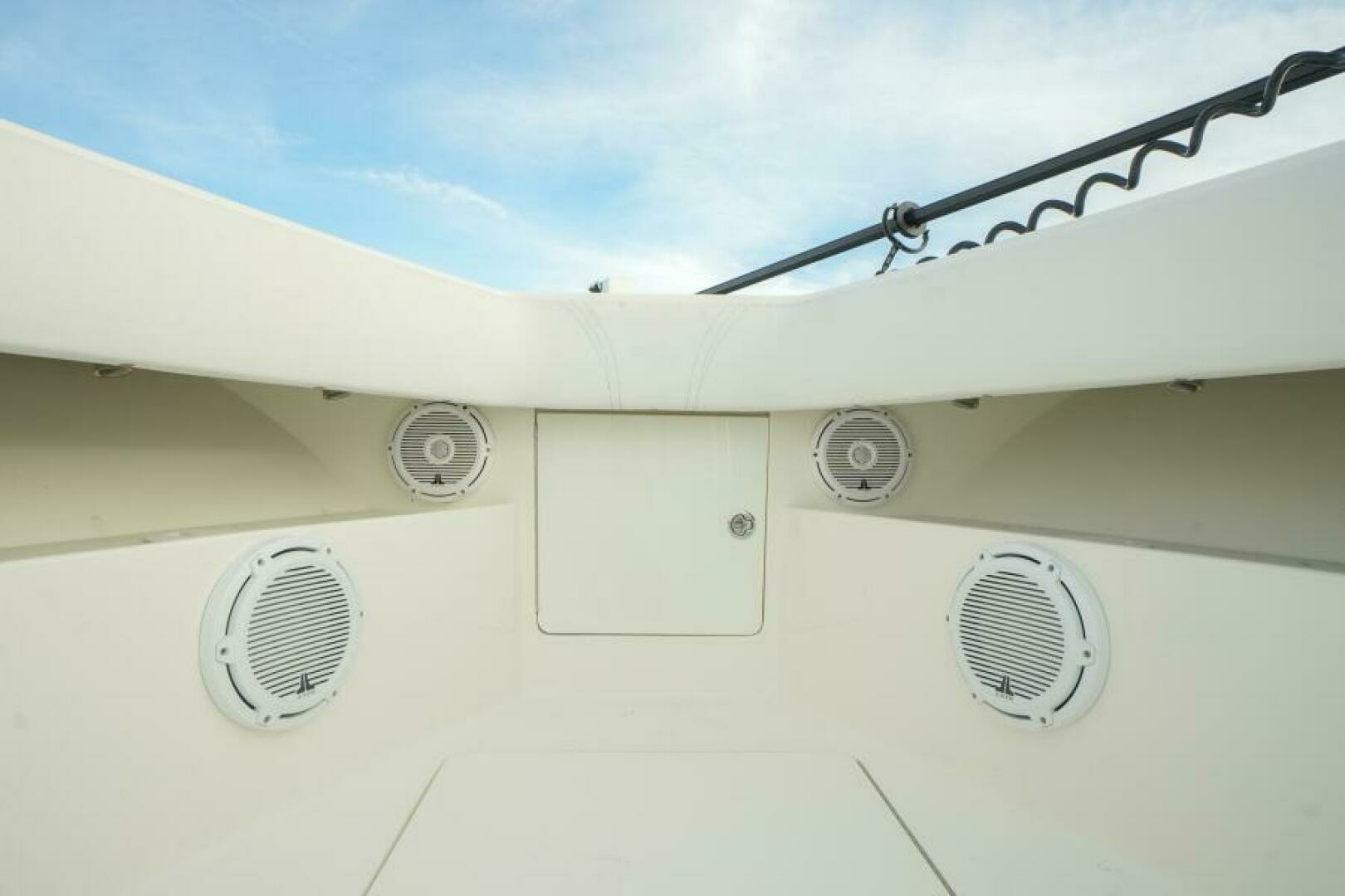 2013 SeaVee 390 - Image 31