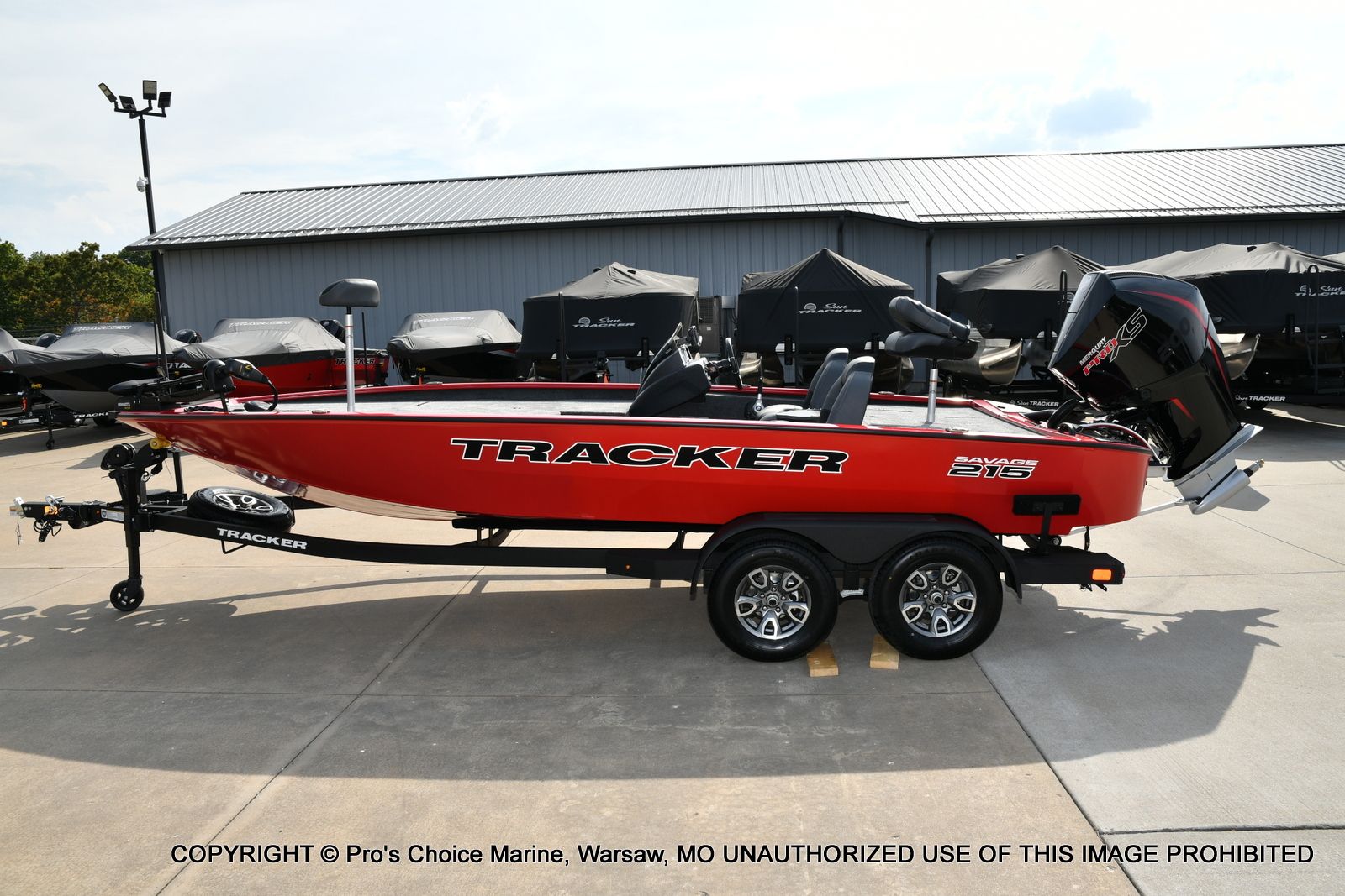 2026 Tracker Savage 215 w/200HP Mercury Pro-XS - 23