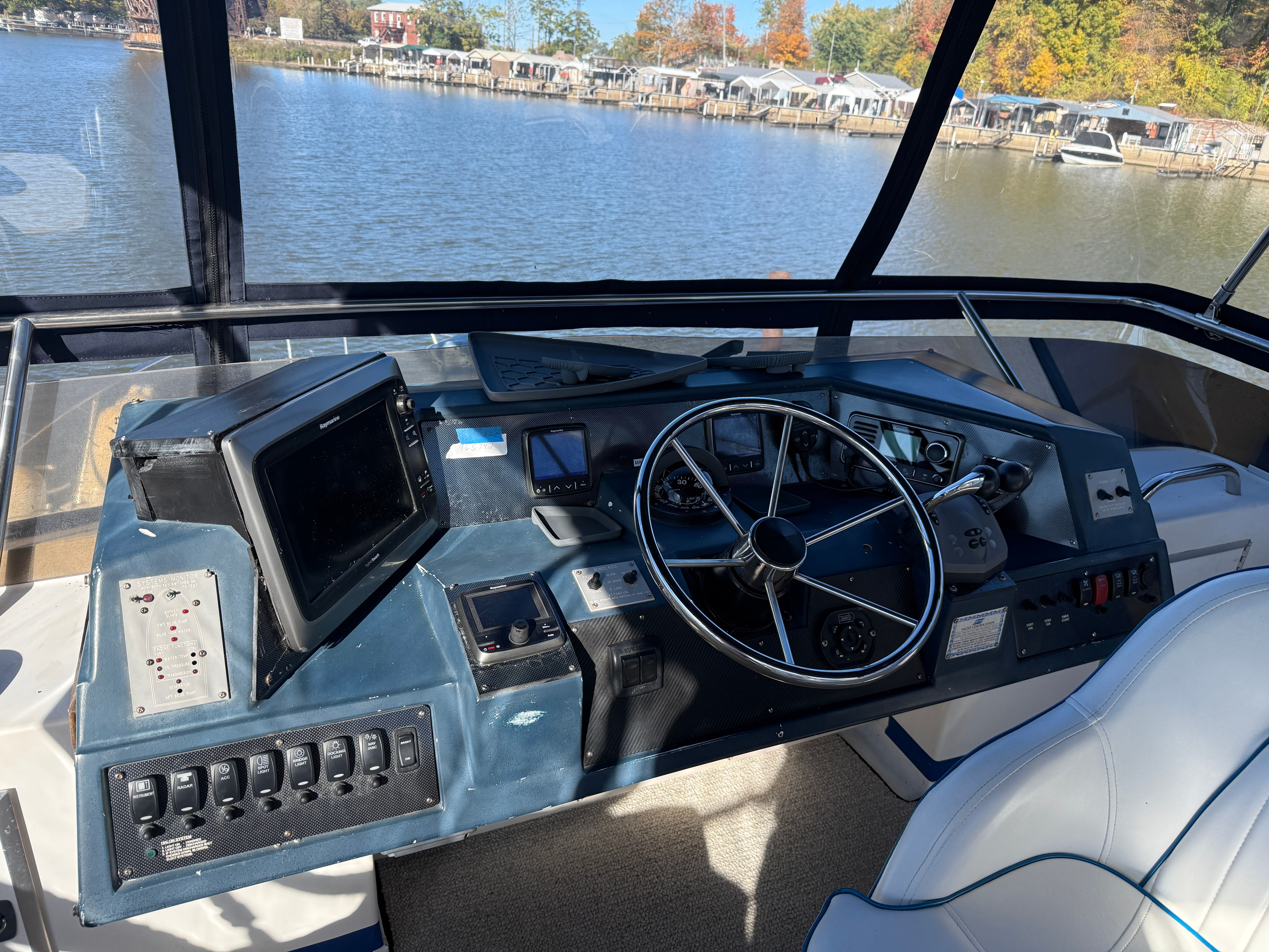 1989 Sea Ray 380 - 44