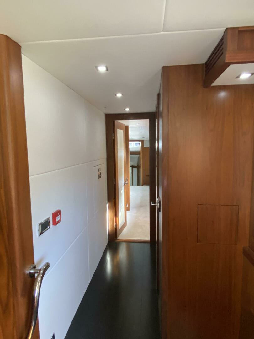 2011 Sunseeker 34M - Image 19