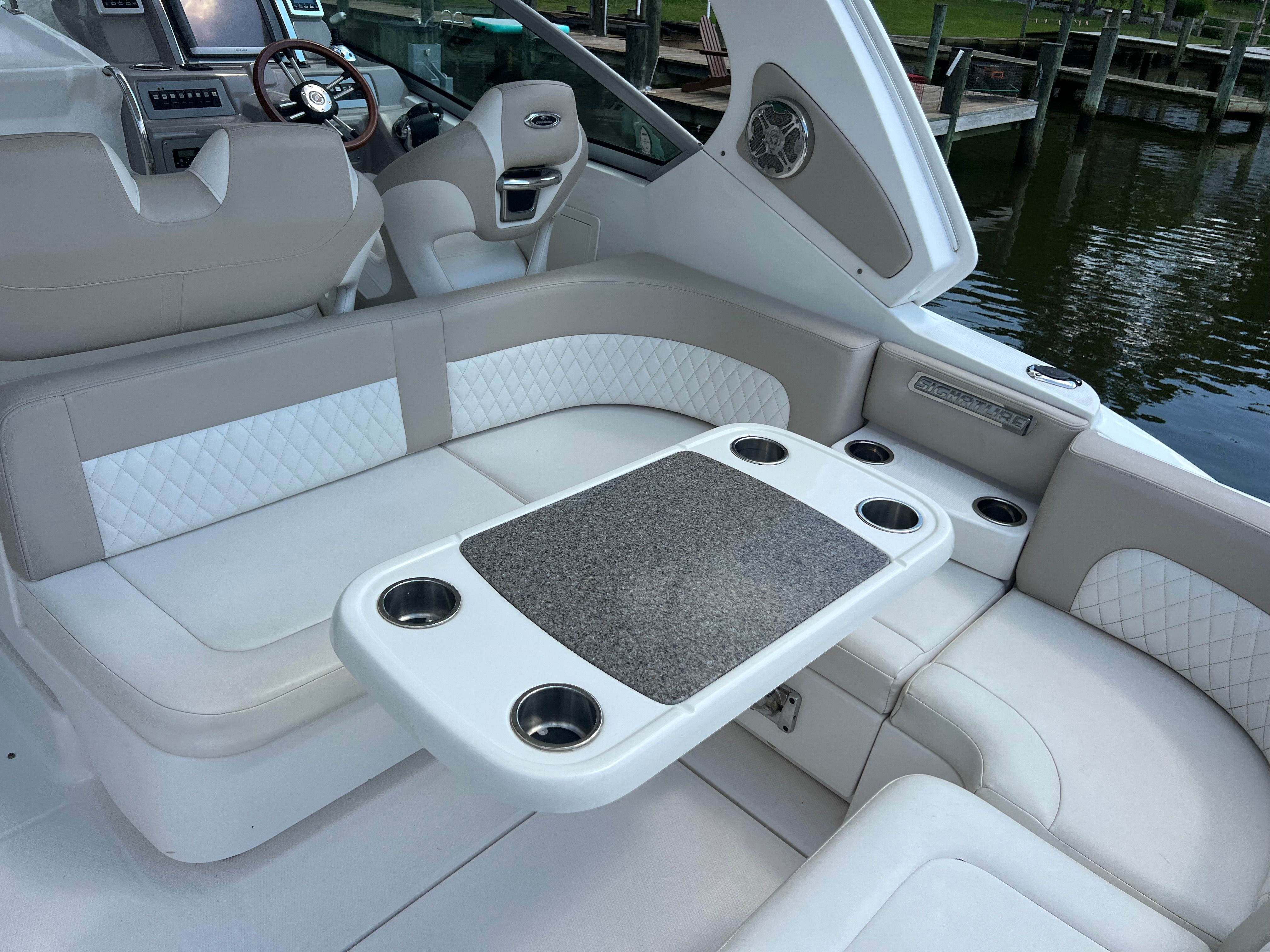 2013 Chaparral 330 Signature - 20