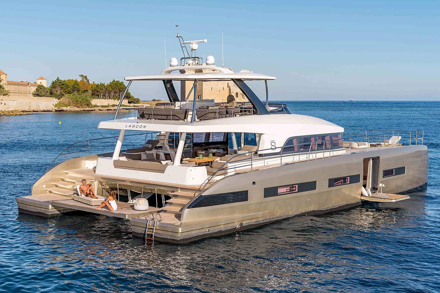 2025 Lagoon SEVENTY 8