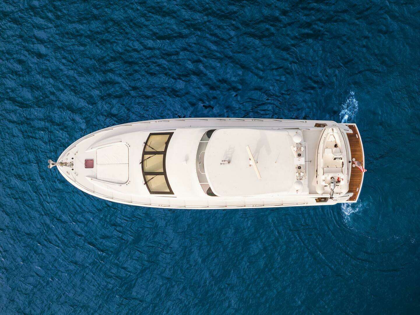 2001 Hatteras Cockpit Motoryacht - Image 36