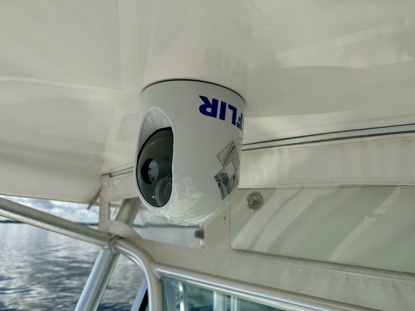 2006 Regulator 29 FS - Image 24