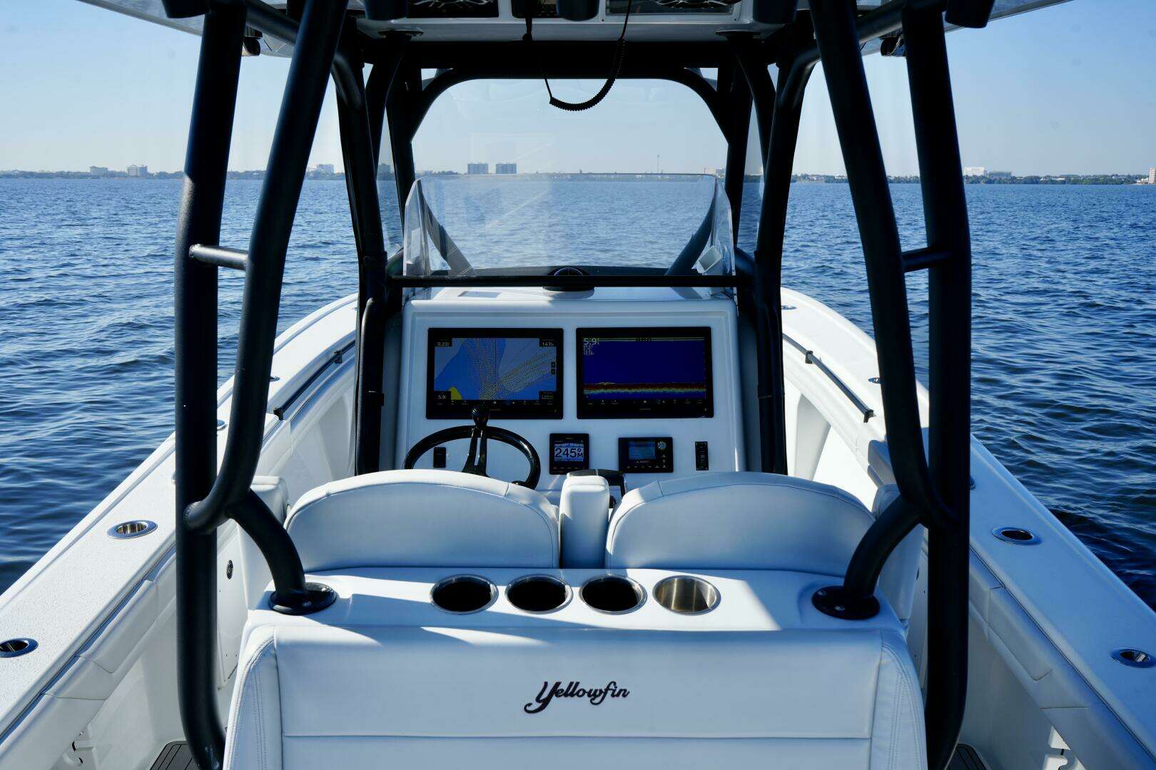 2023 Yellowfin 32 Offshore - Image 25