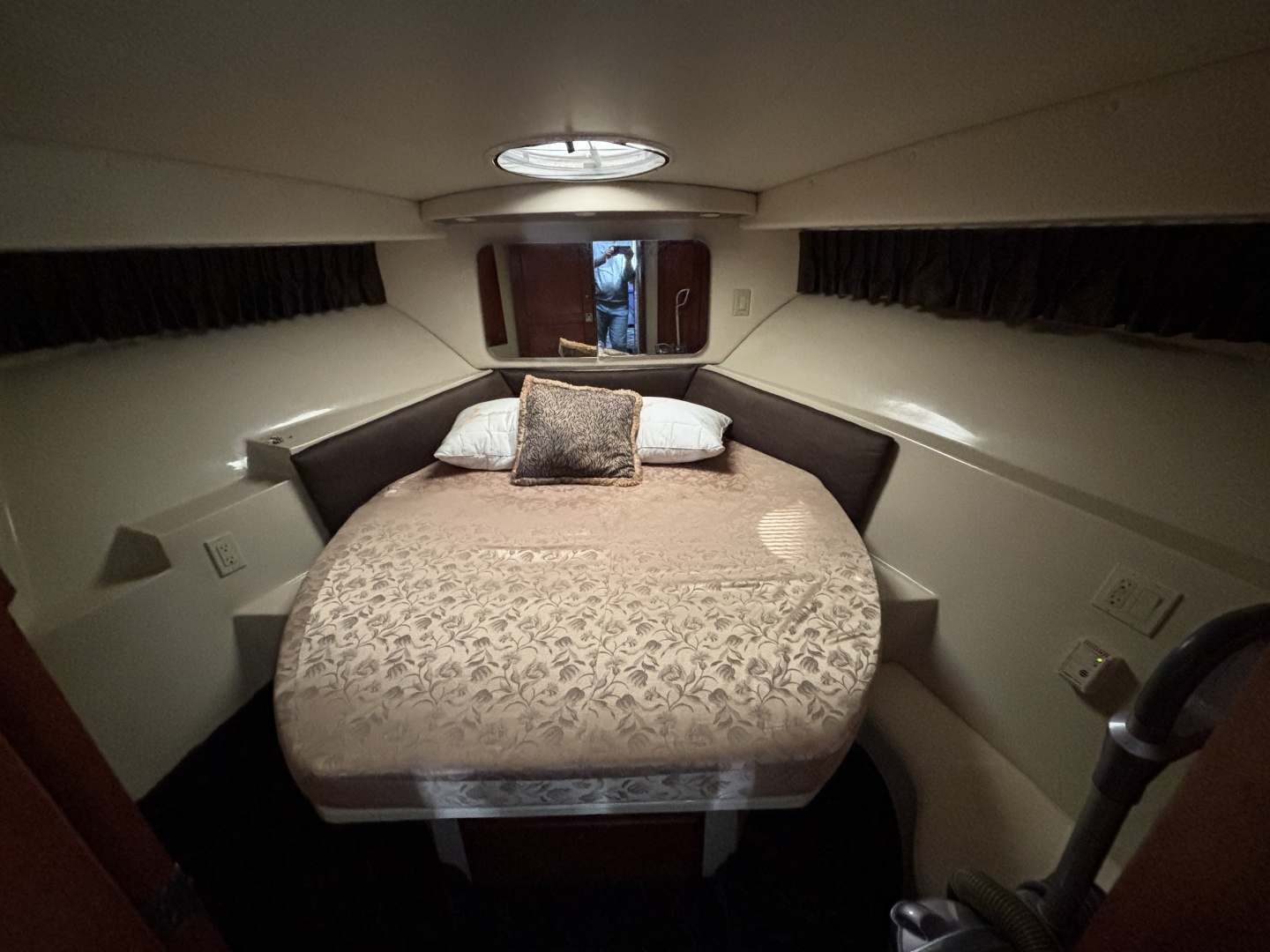 2007 Bluewater 5200 - Image 45