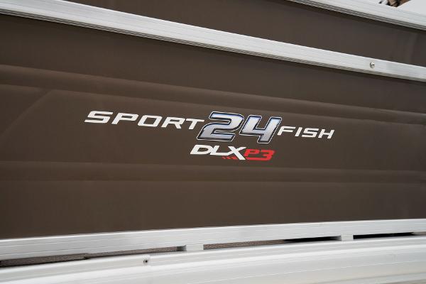 2025 Sun Tracker Sportfish 24 XP3 - 19