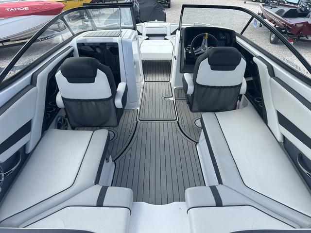 2020 Yamaha Boats 242SE - 15