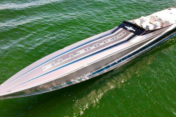 2011 Cigarette 50