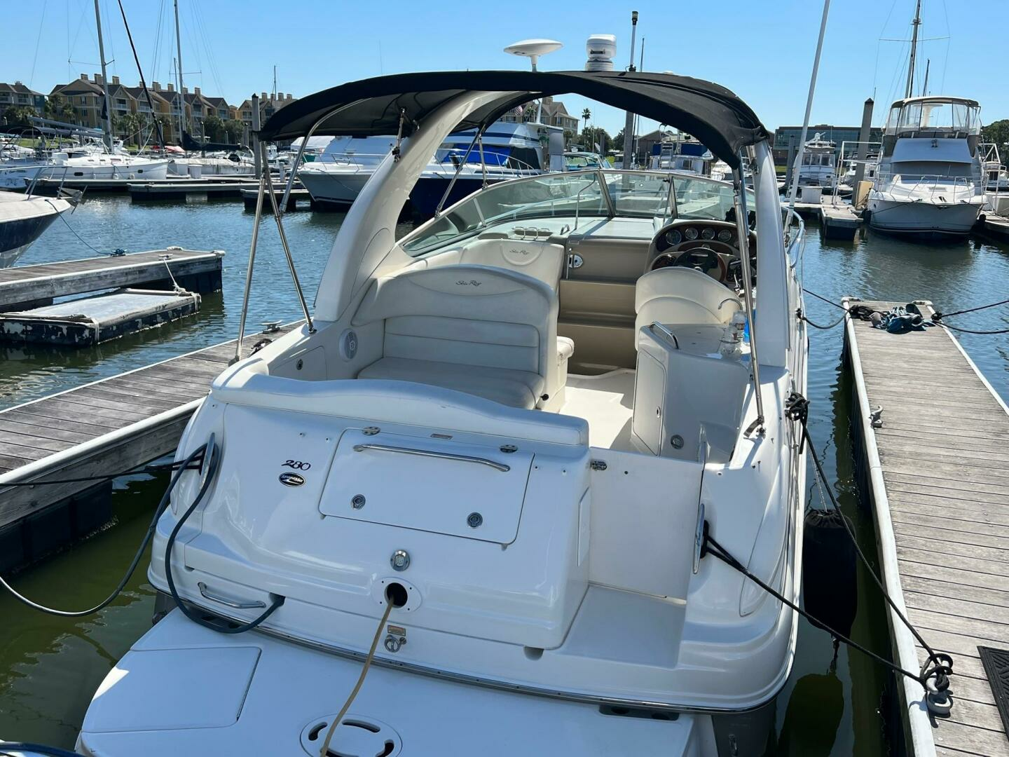2006 Sea Ray Sundancer - Image 6