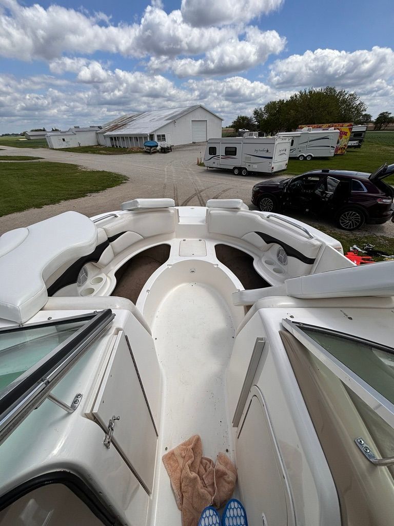 2002 Chaparral Sunesta 243 - 4