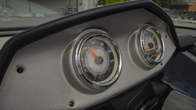 2015 Yamaha Boats SX192 - 13