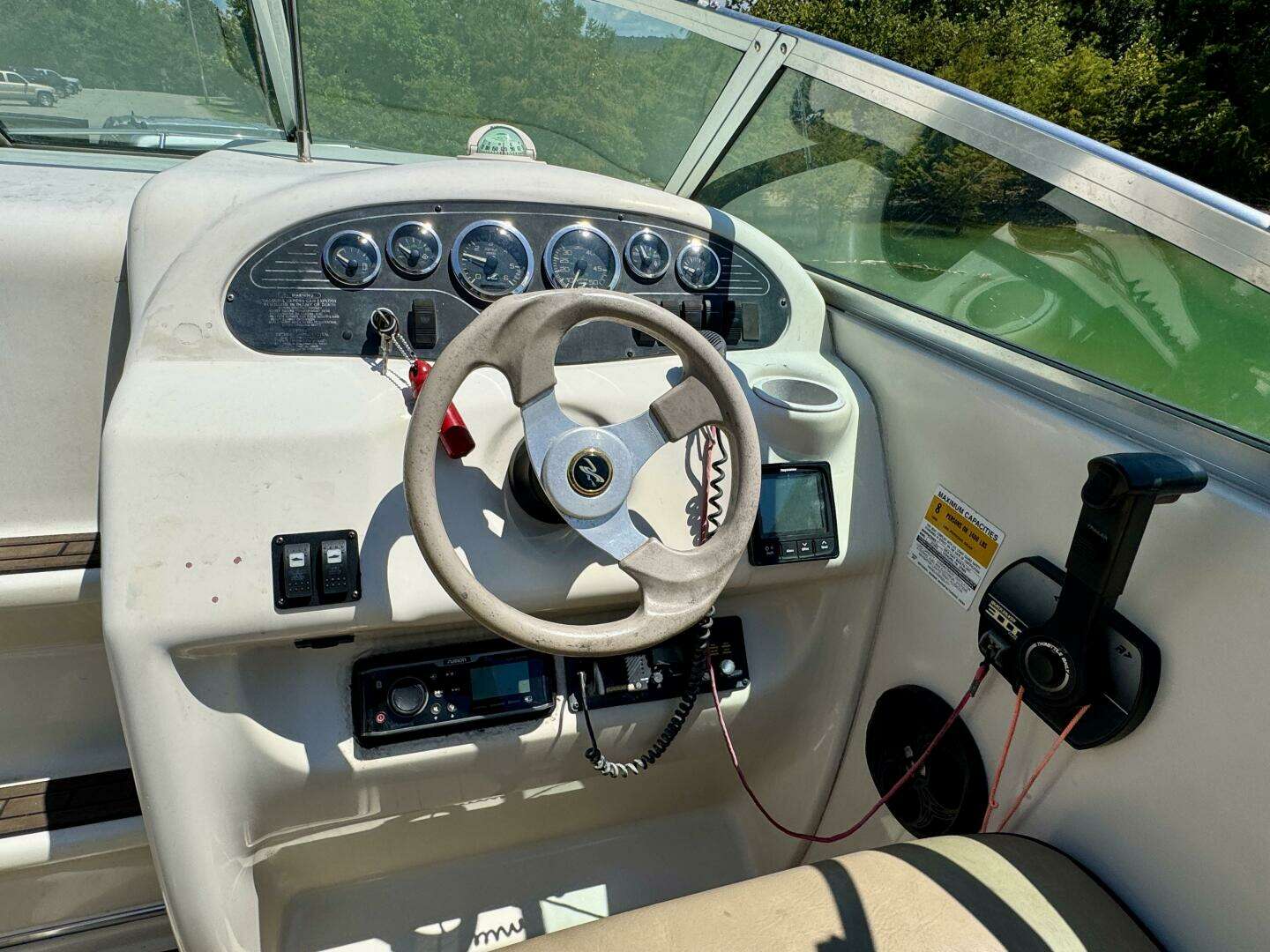 1999 Sea Ray 215 Express Cruiser - Image 30