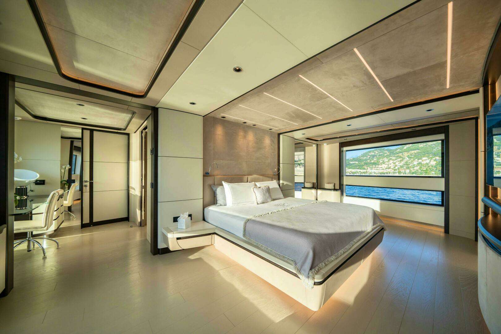 2028 Ocean King DUCALE 120 - Image 28