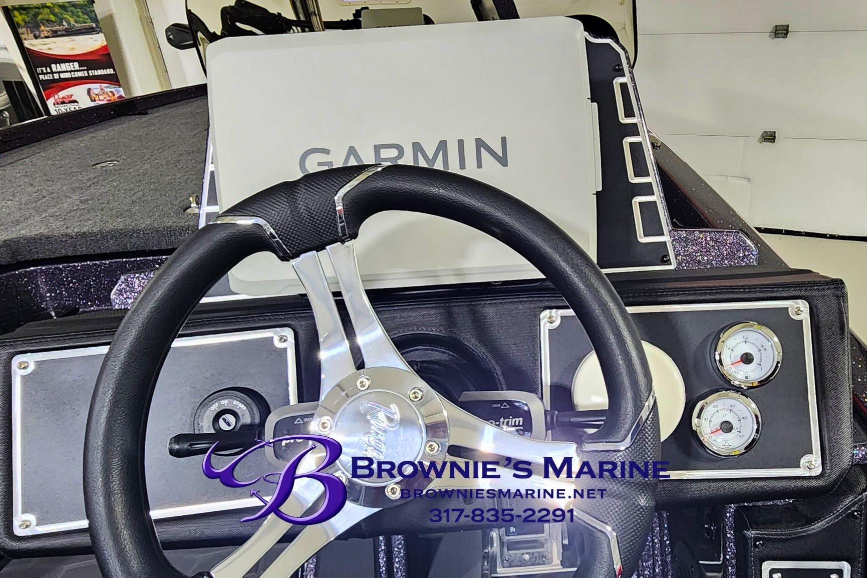2026 Ranger Z521 boat dashboard with Garmin GPS and steering wheel, Brownie's Marine branding.