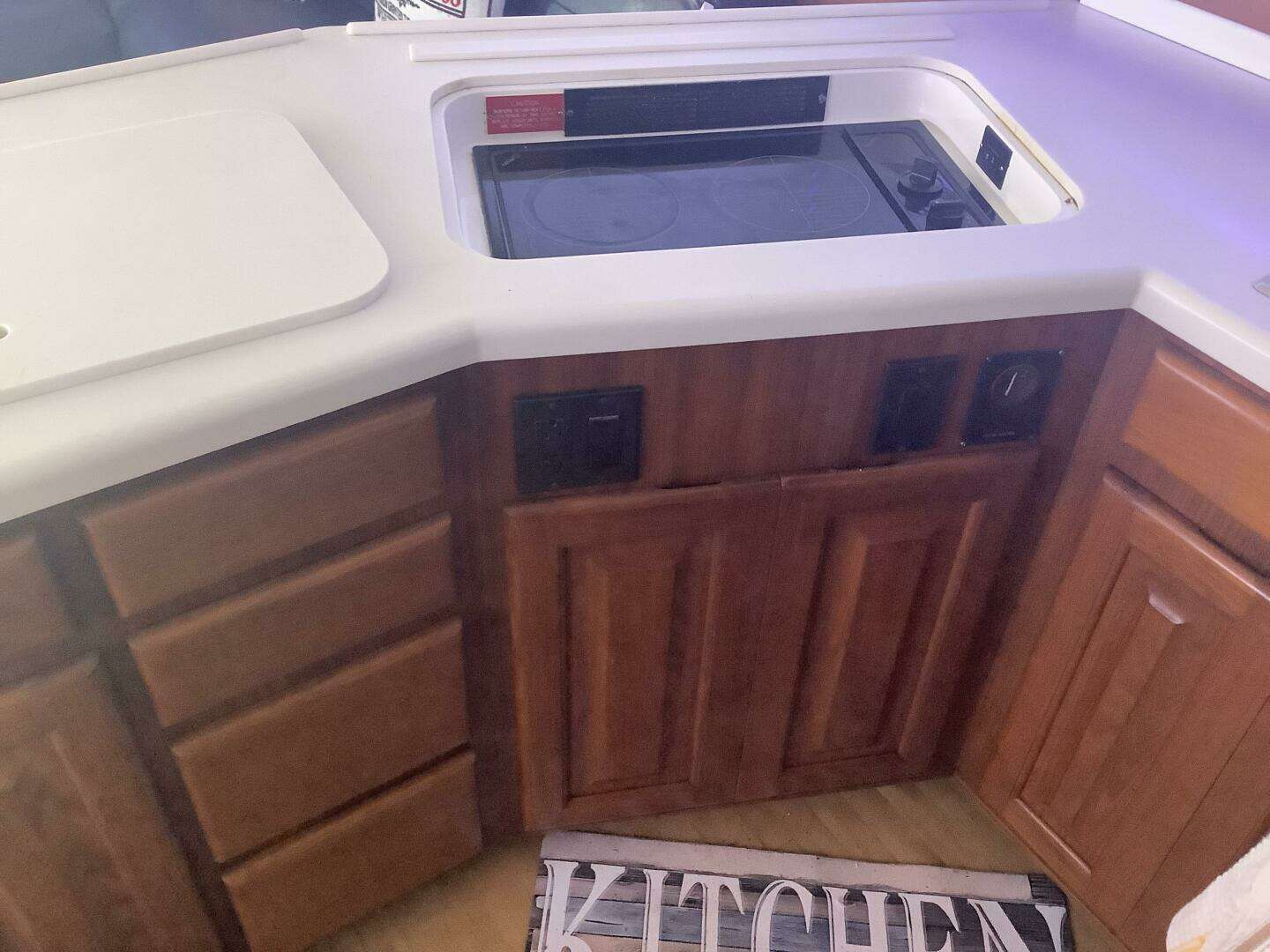 1994 Viking 50' Convertible Sportfish - Image 21