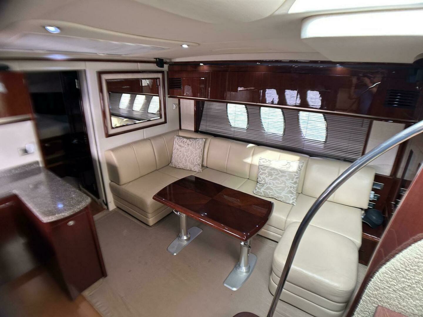 2008 Sea Ray 480 Sundancer - Image 29