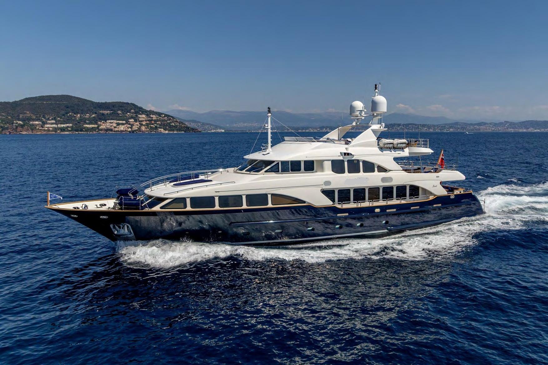 2006 Benetti 120 Classic