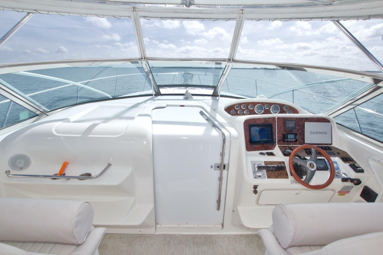 1997 Sea Ray 370 Express Cruiser - Image 33