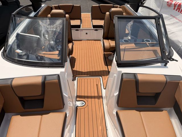 2026 Yamaha Boats 222SE - 37