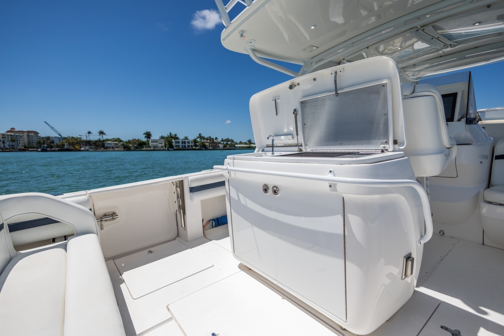 2014 Intrepid 400 Cuddy - Image 30