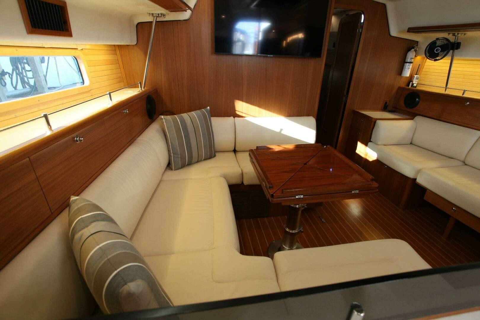 2025 Catalina 426 - Image 135