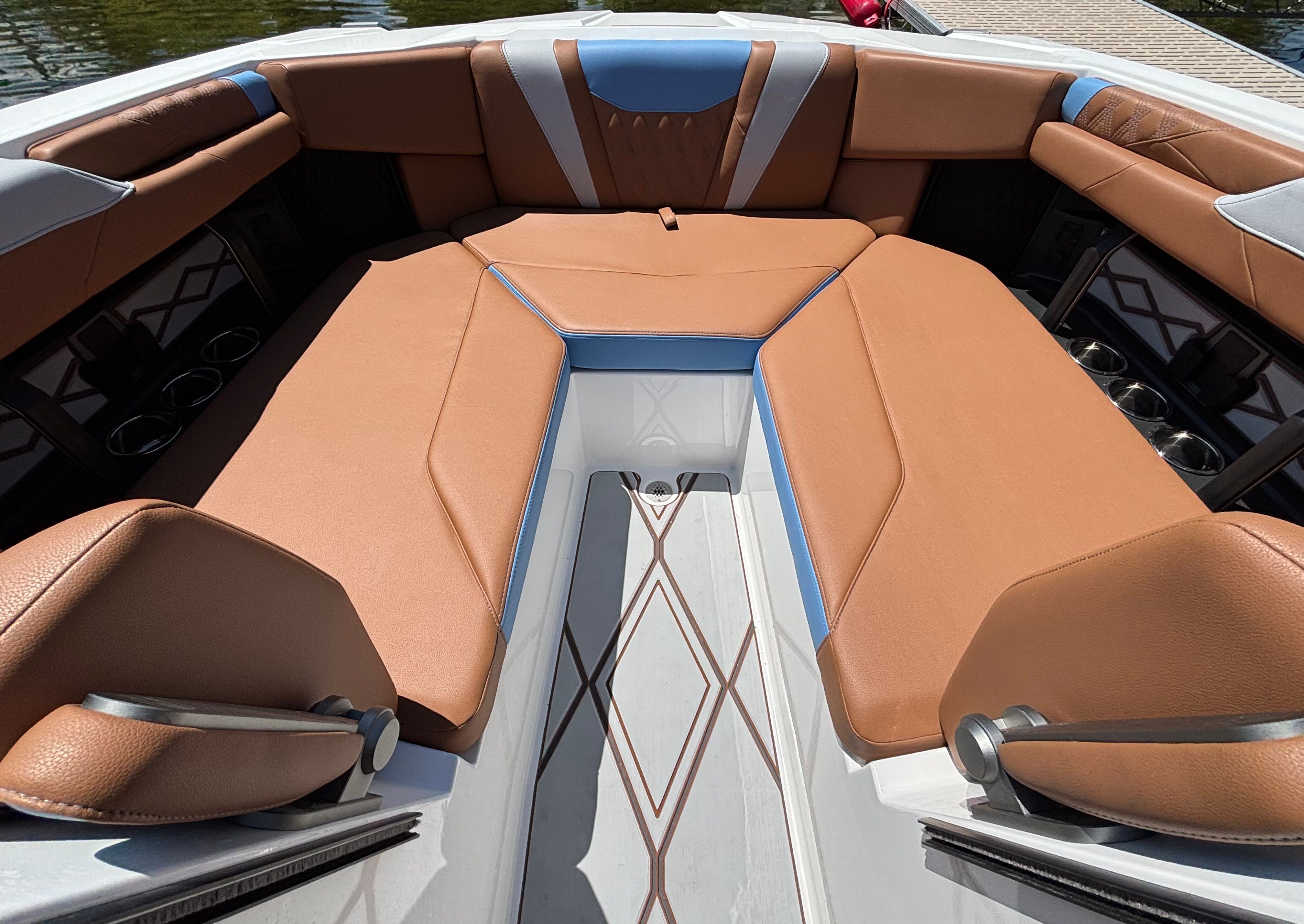 2026 Malibu M230 - 16
