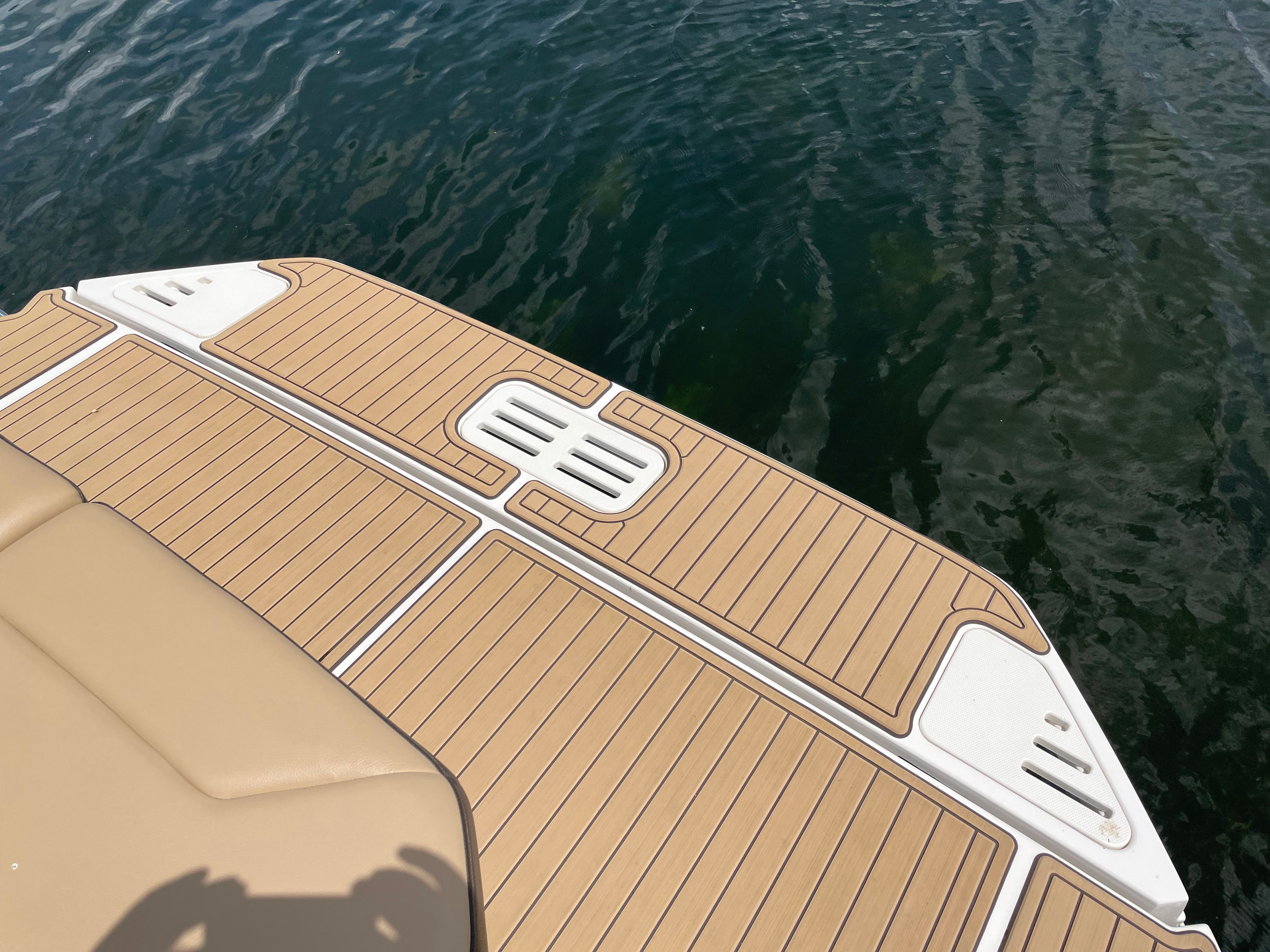 2020 Sea Ray Sundancer 320 - 33