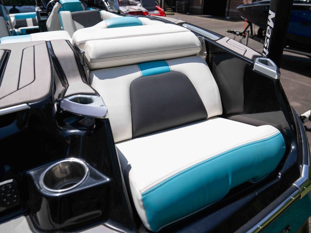 2019 MasterCraft X24 - 5