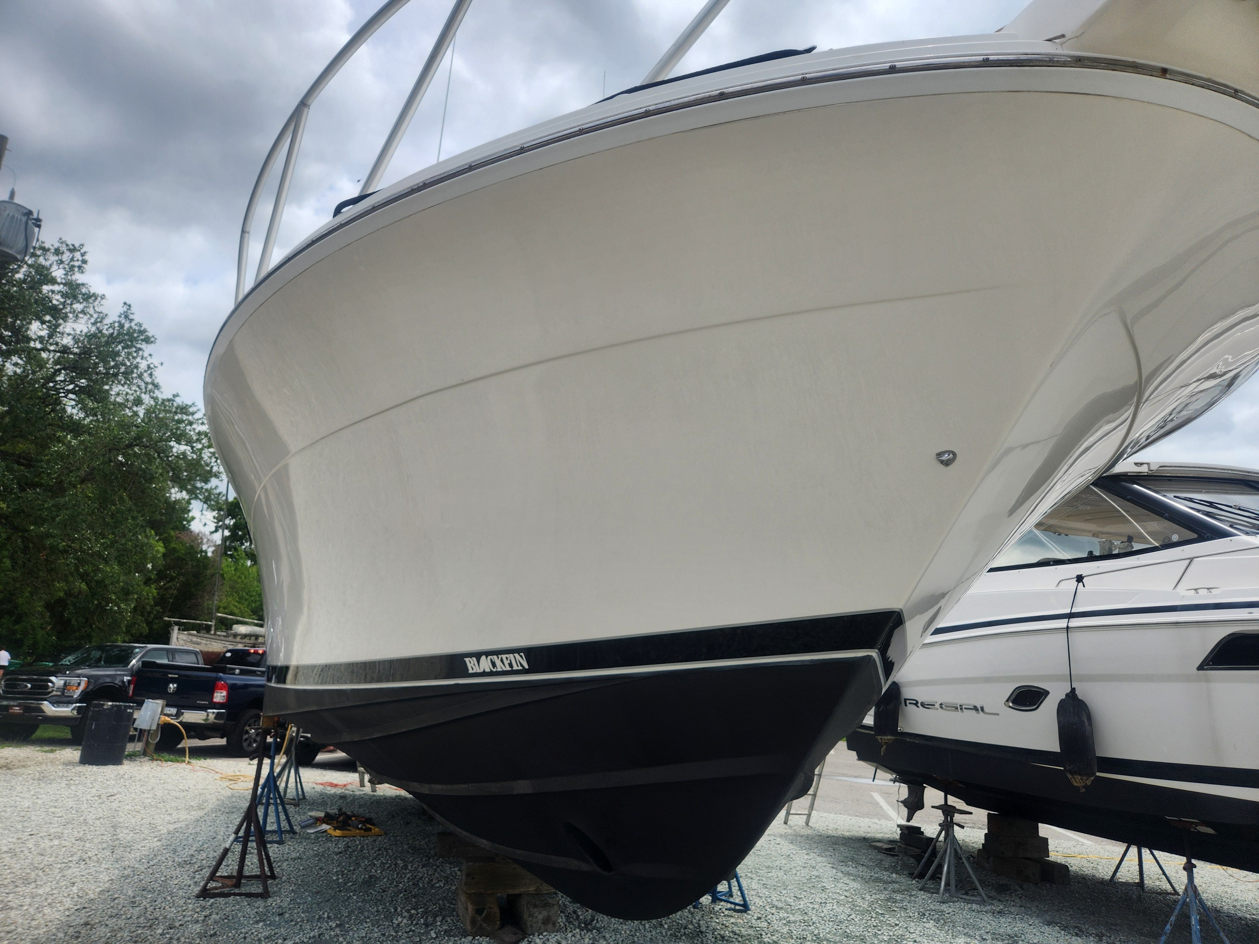 1998 Blackfin Express - 38
