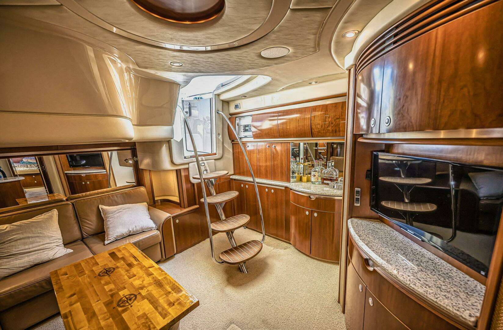 2005 Sea Ray 500 Sundancer - Image 24