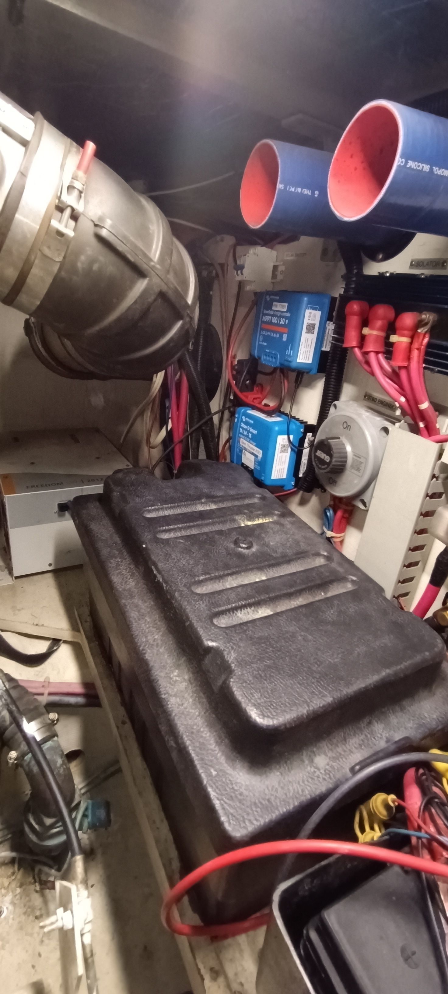 2000 Carver 450 Voyager Pilothouse - 27