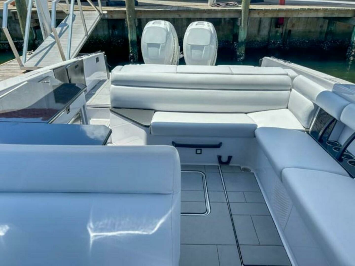2020 Aviara AV32 OB - Image 16