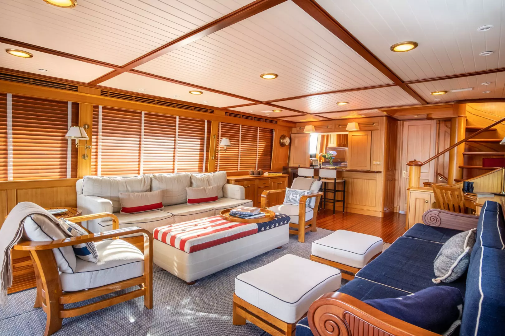 1999 Palmer Johnson Motor Yacht - Image 2