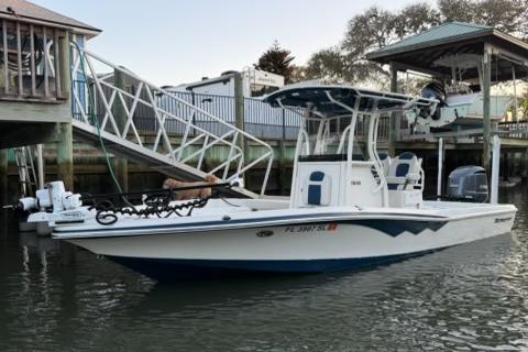 2019 Ranger 2510 Bay Ranger