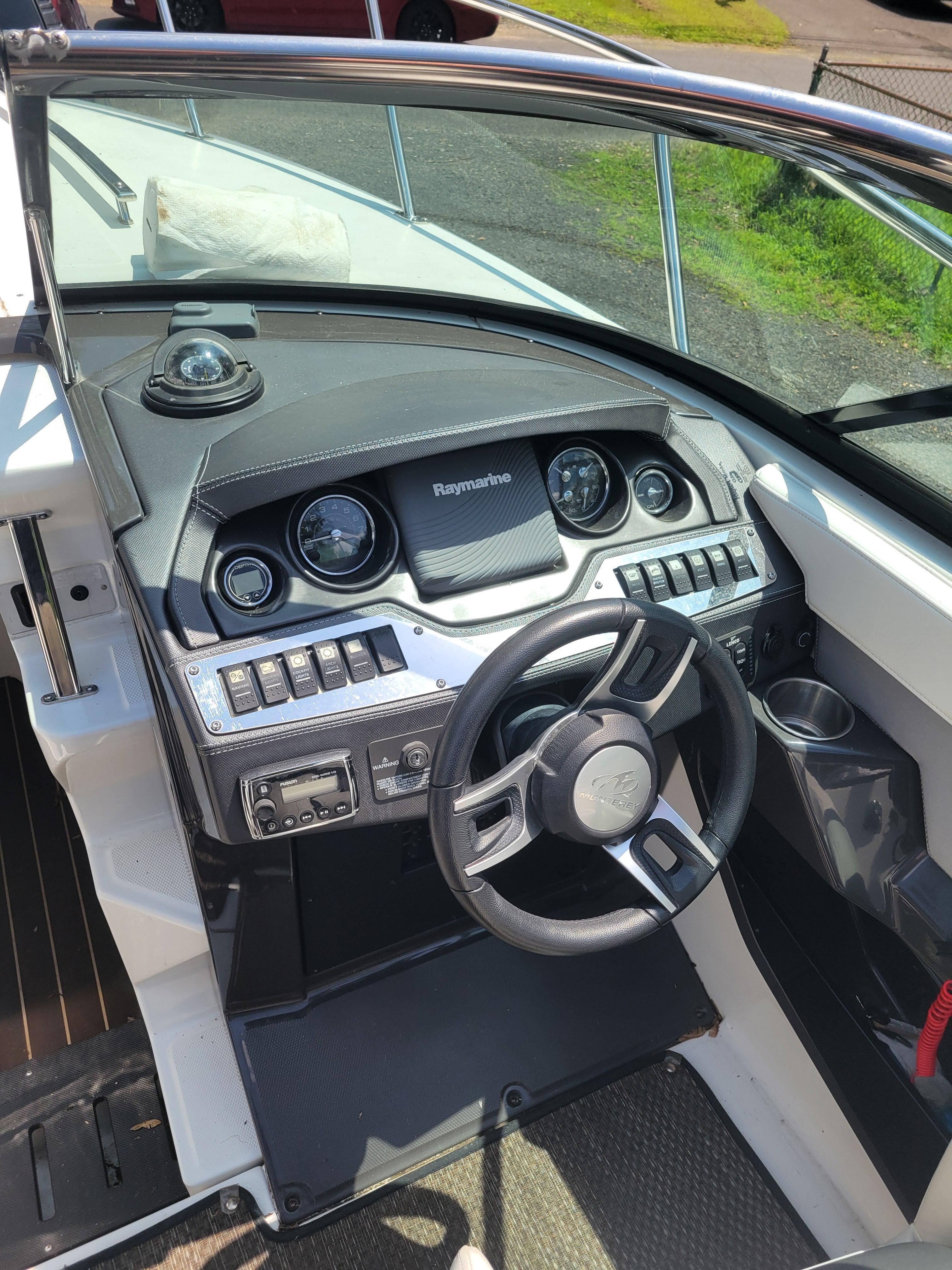 2015 Monterey 268SC Super Sport - 8