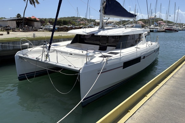 2019 Robertson & Caine Leopard