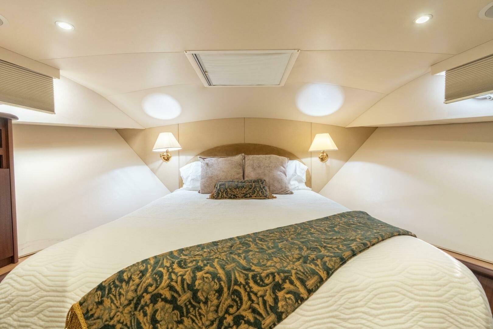 2009 Pacific Mariner 65 Motor Yacht - Image 51
