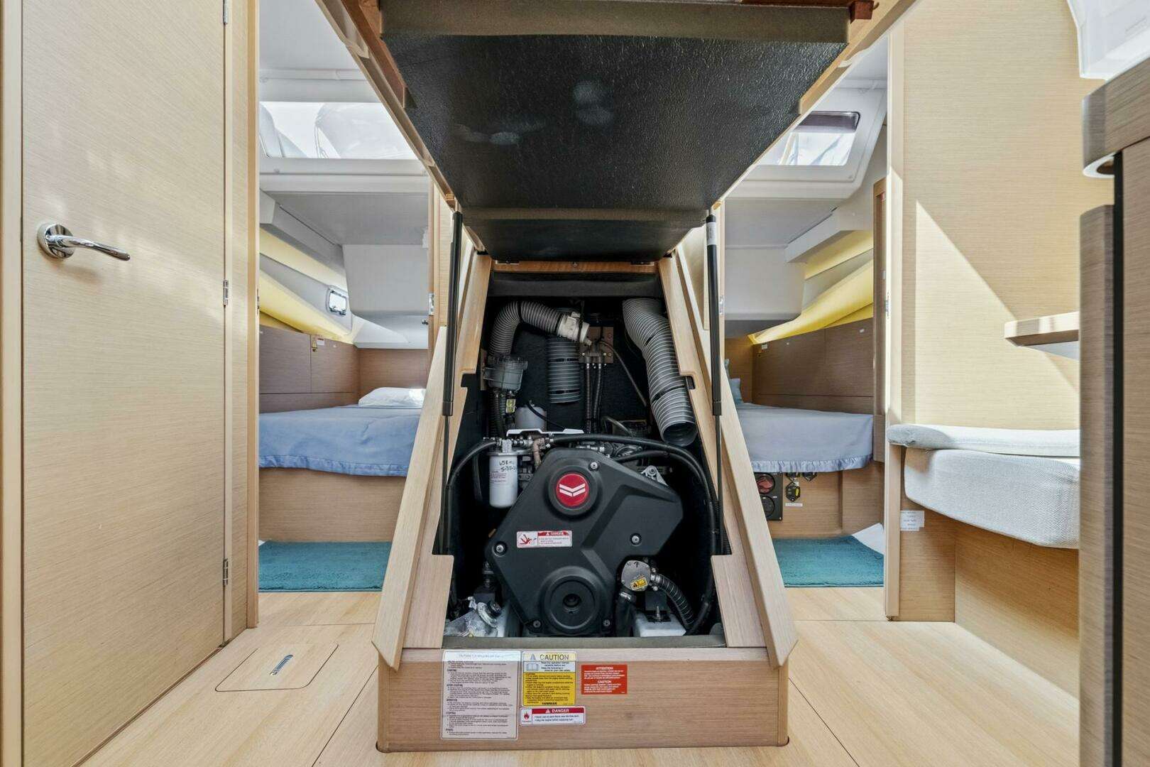 2021 Jeanneau 440 - Image 50