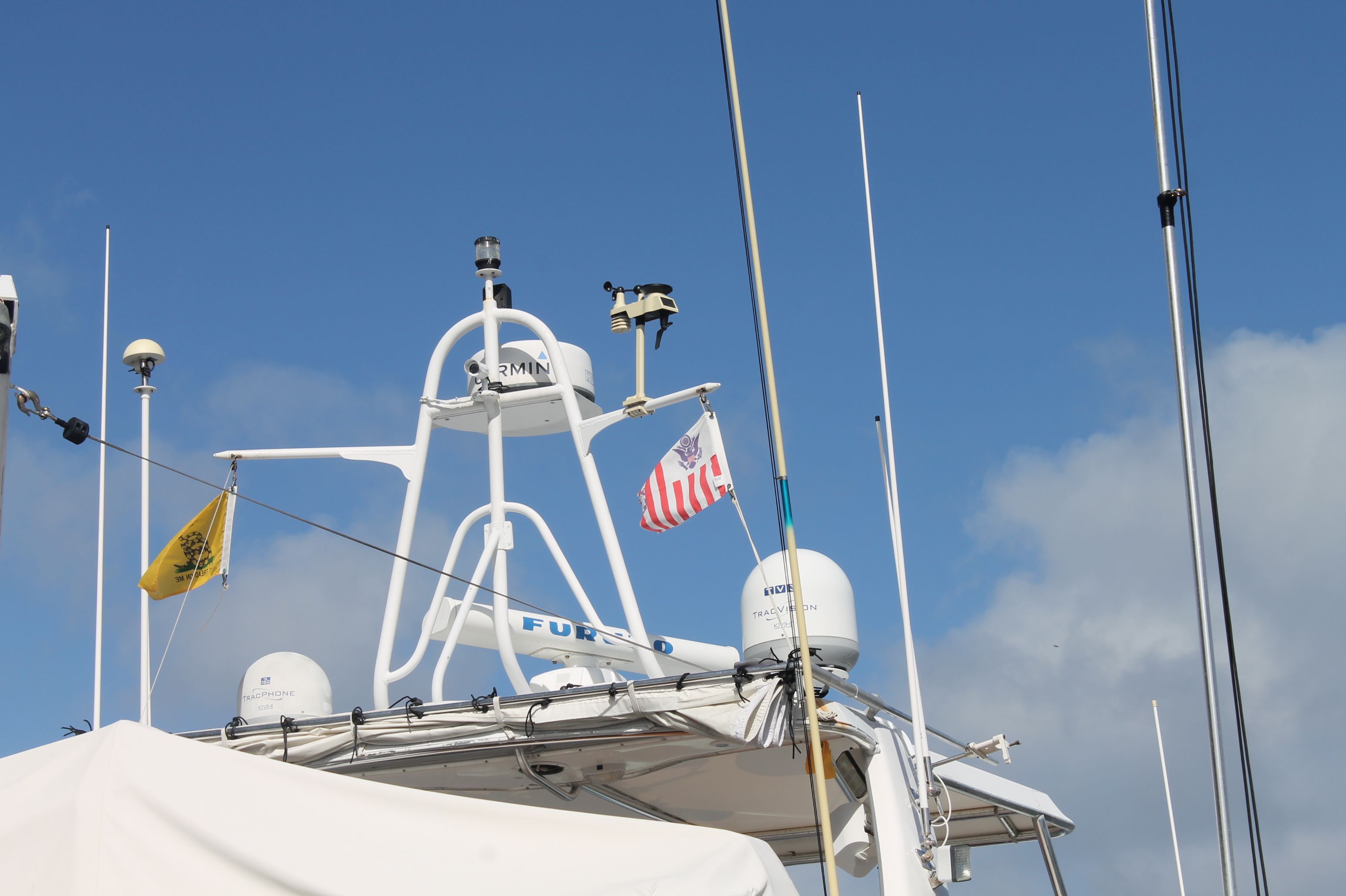 1998 Bayliner 4788 Pilot House Motoryacht - 2