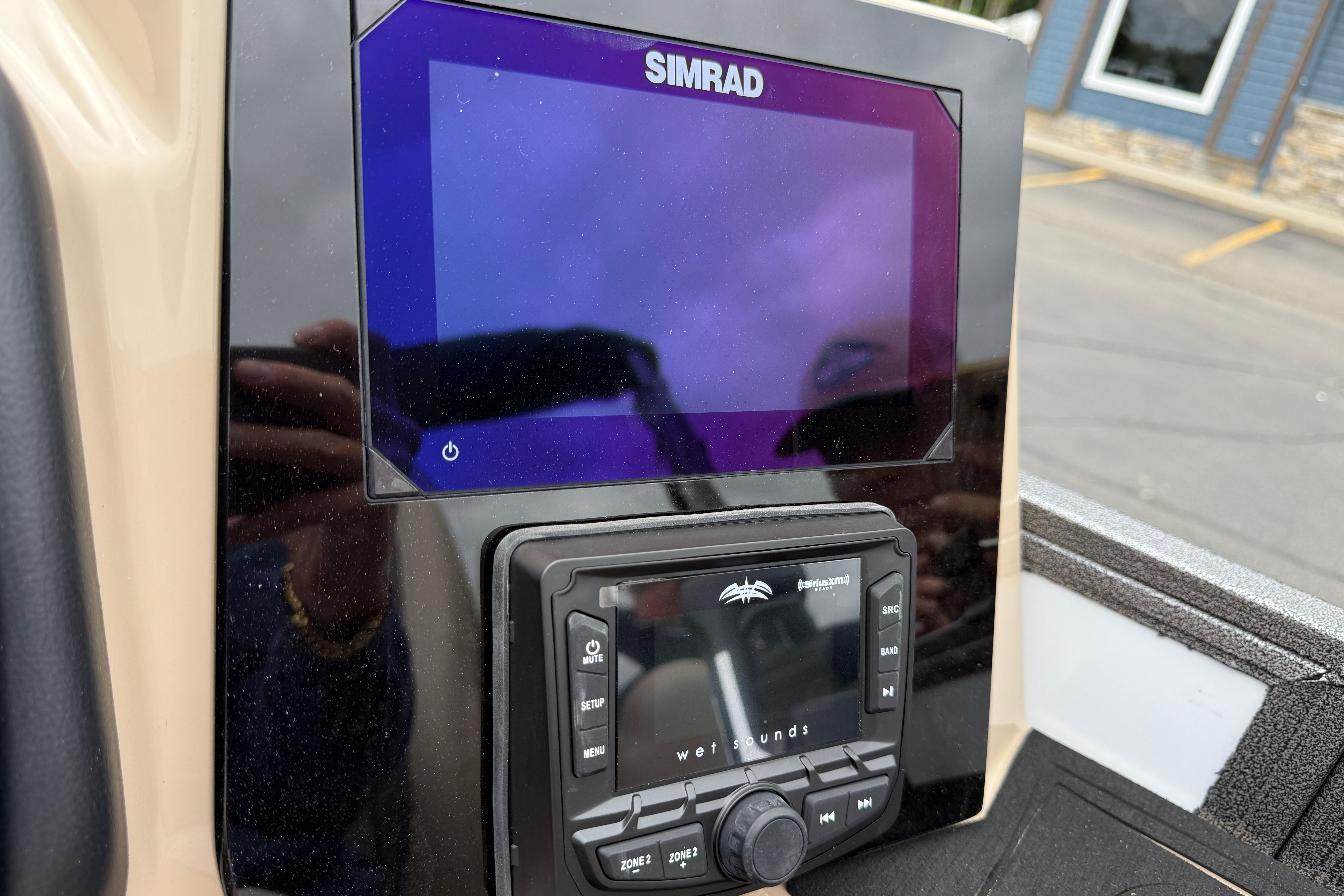 Simrad display and audio controls on 2026 Bentley Pontoons Elite 253 Admiral.