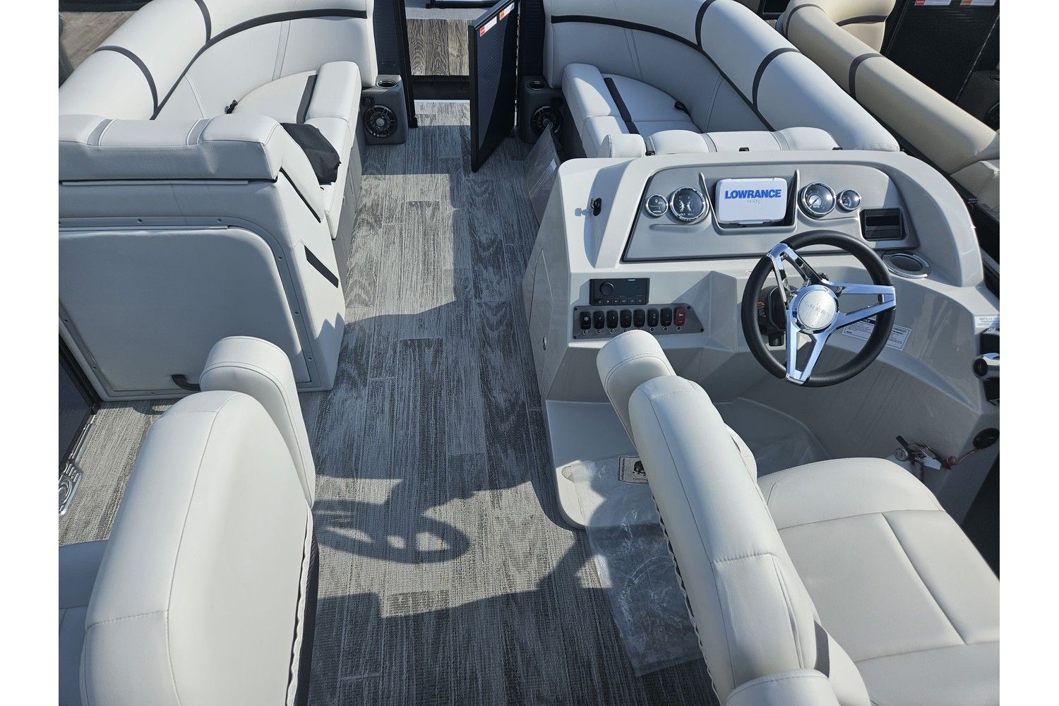 2024 Crest Classic LX 220SLC CPT