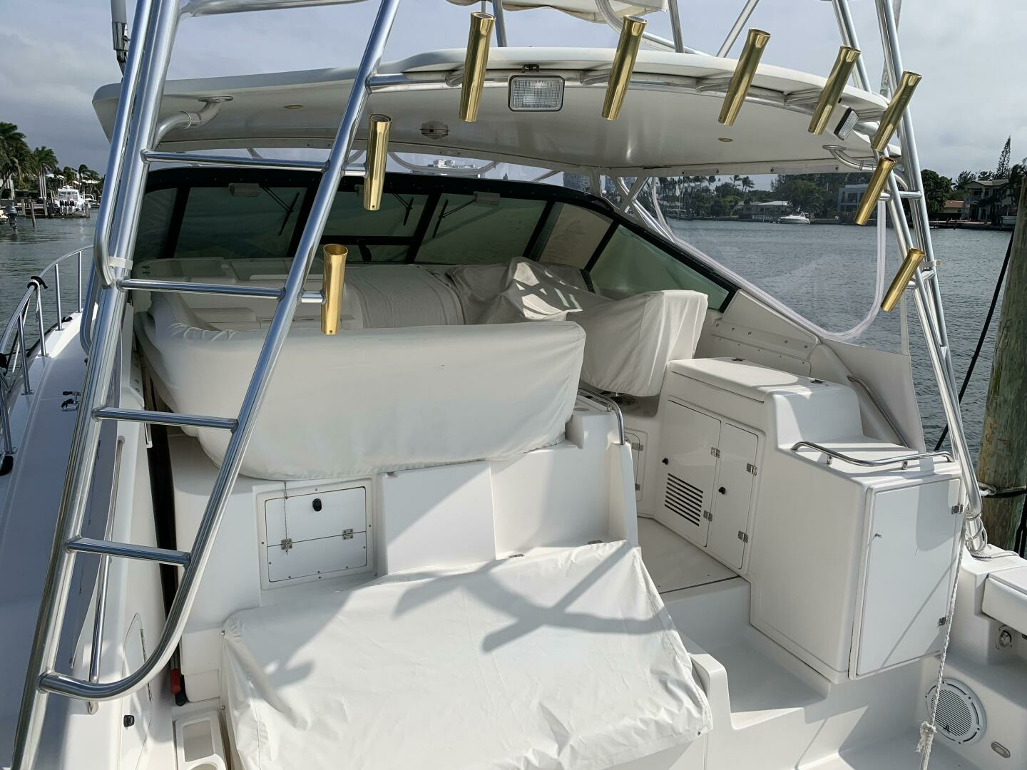 1999 Tiara Yachts 43 Open - Image 13