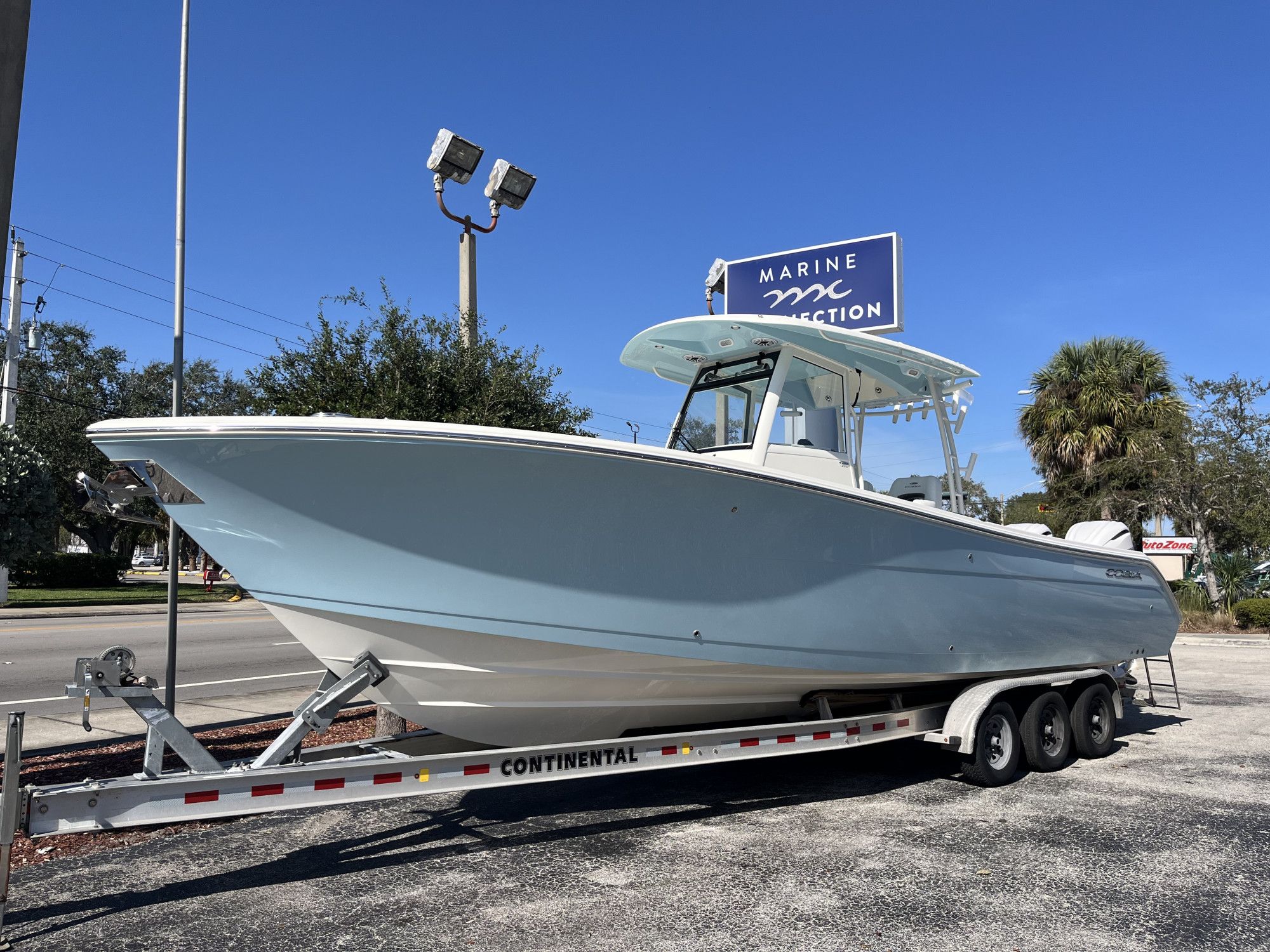 2026 Cobia 320 Center Console - 2