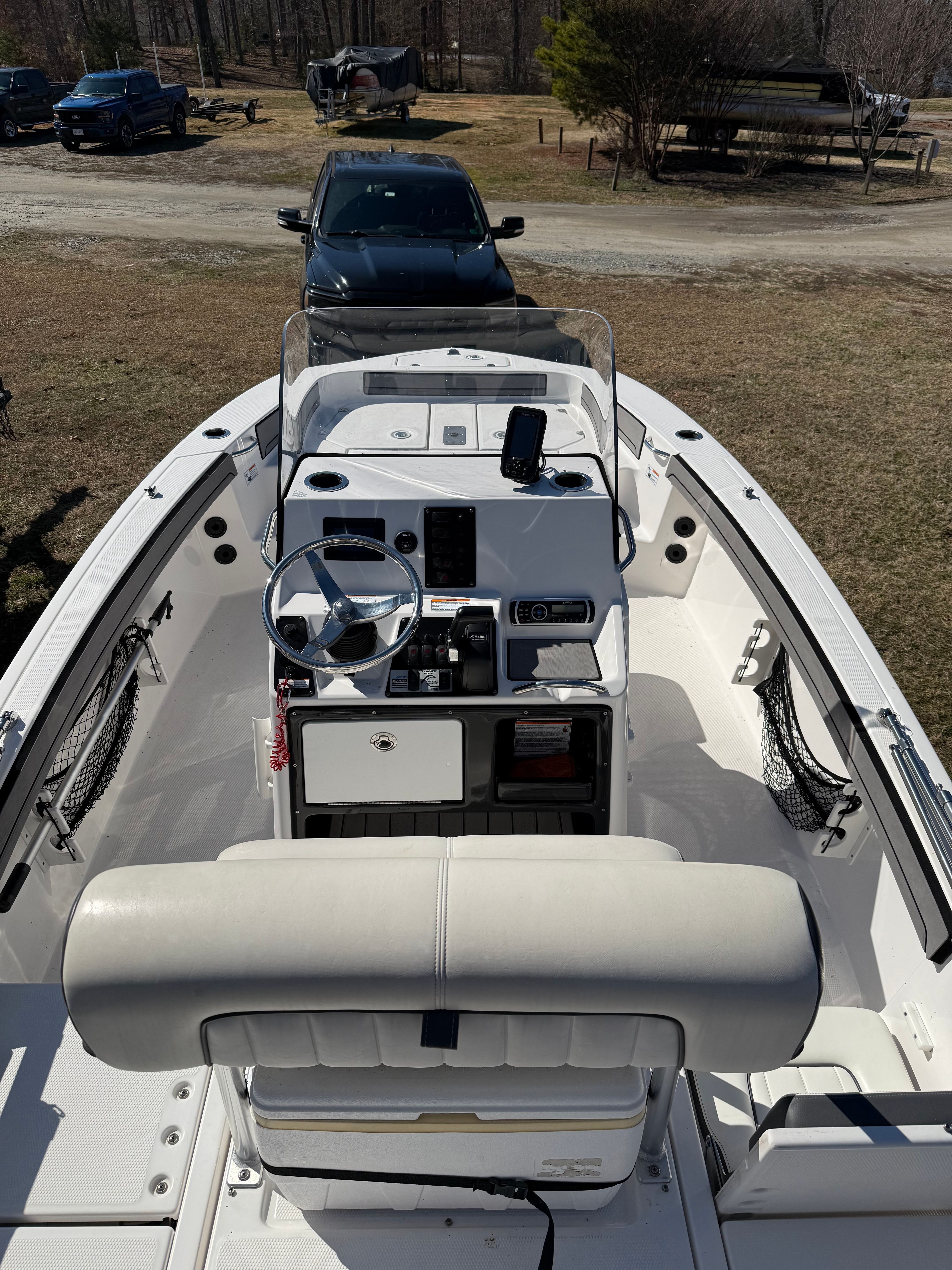 2018 Yamaha Boats 190 FSH Deluxe - 7