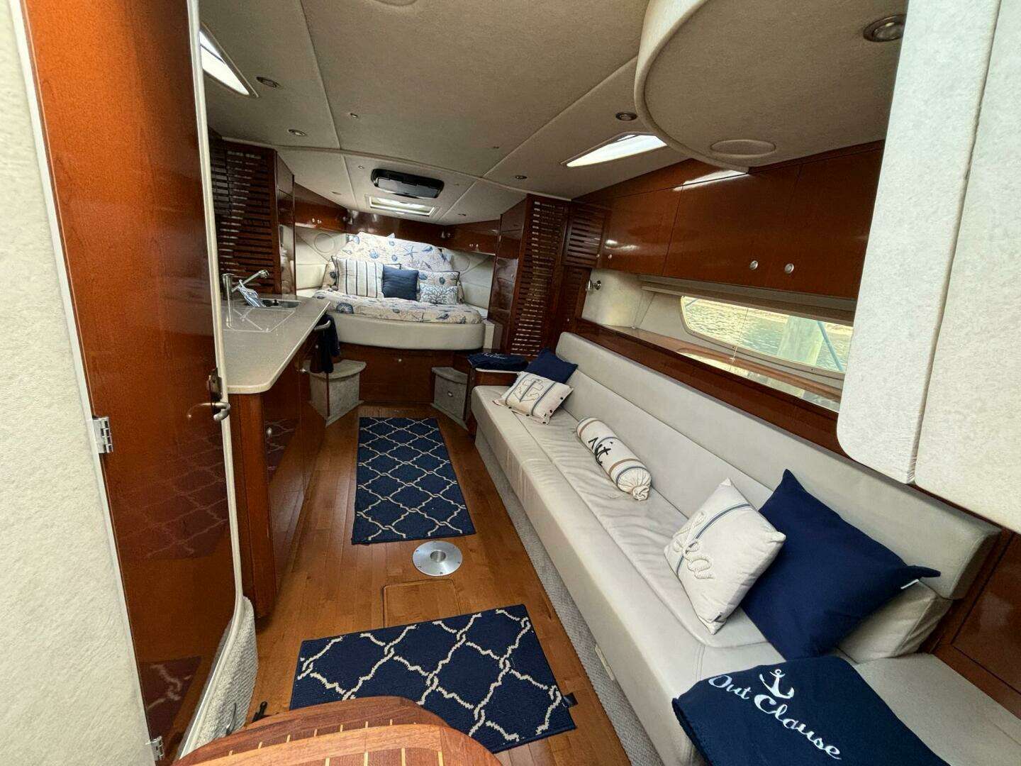 2009 Sea Ray SUNDANCER 350 - Image 25