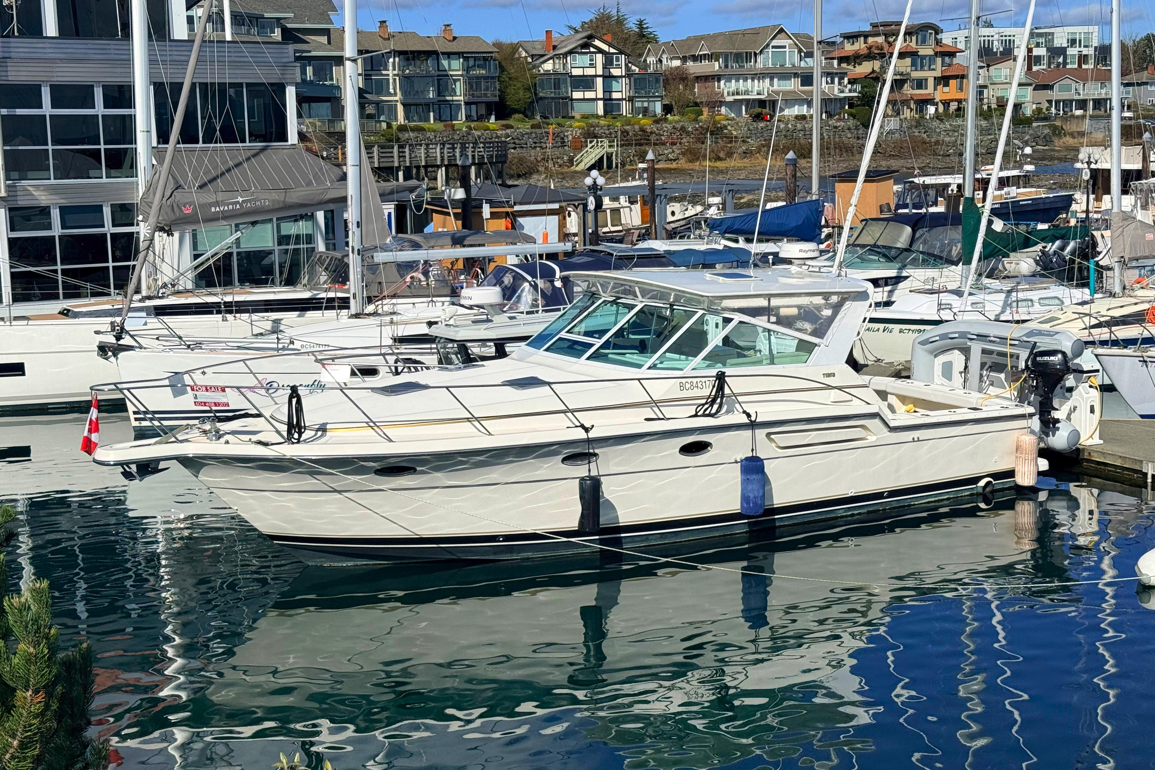 1996 Tiara Yachts 3700 Open