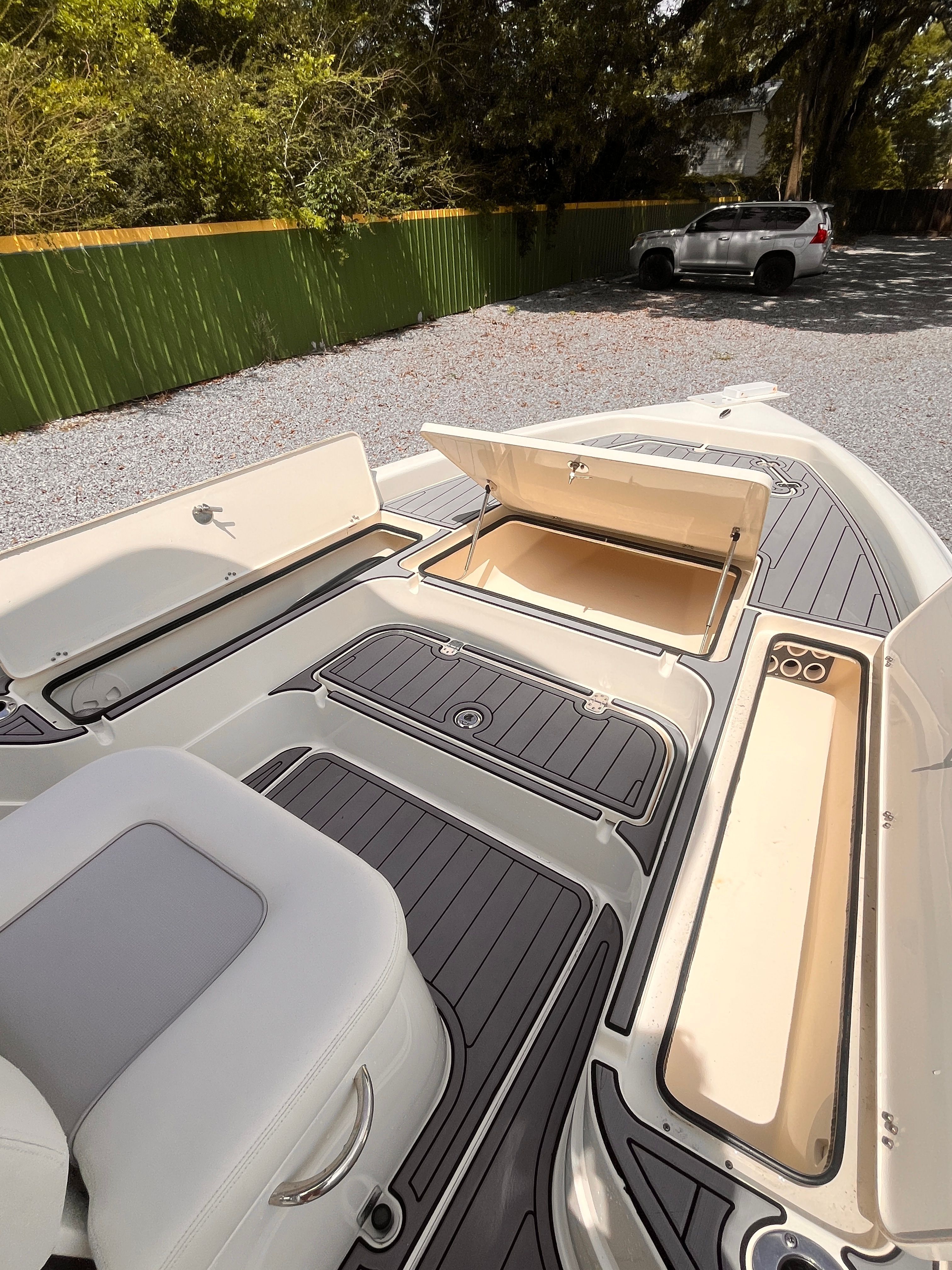 2021 ShearWater 23LTZ - 34
